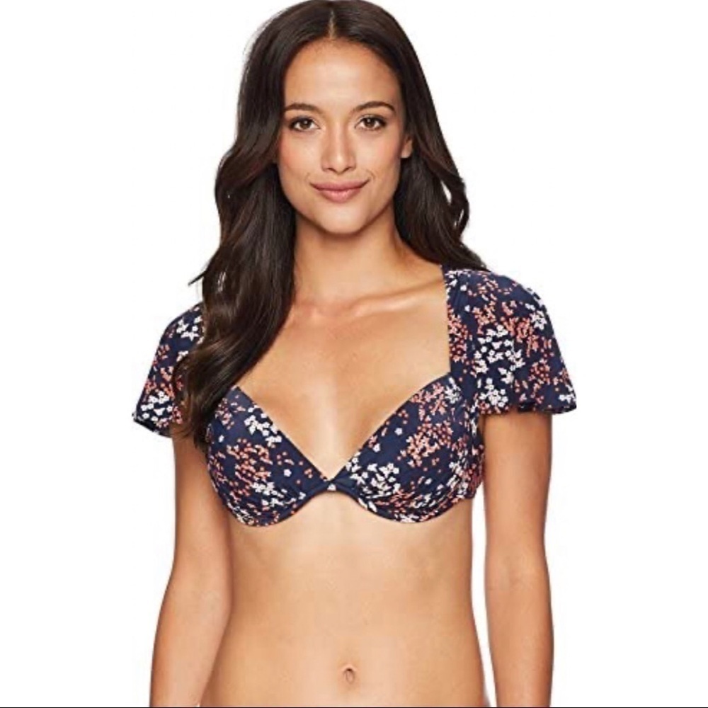 NWT Michael Kors Cap Sleeve Underwire Bikini Top in Scattered Blooms Print sz L